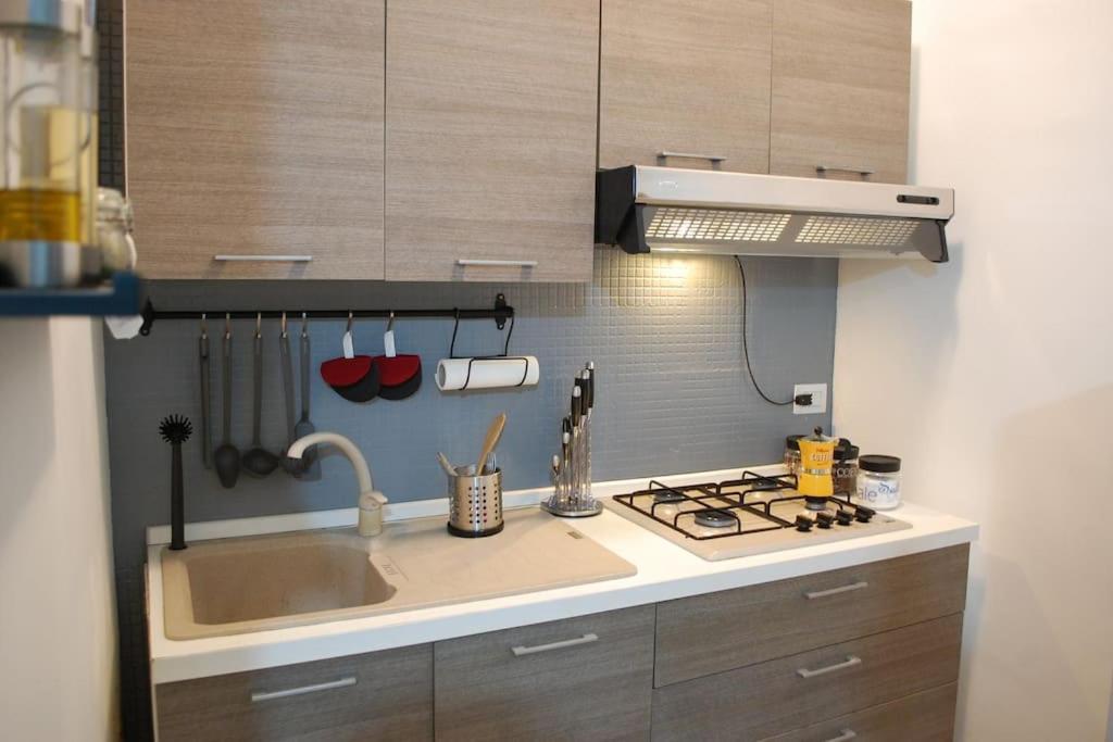 Lincoln Apartment Palermo Esterno foto
